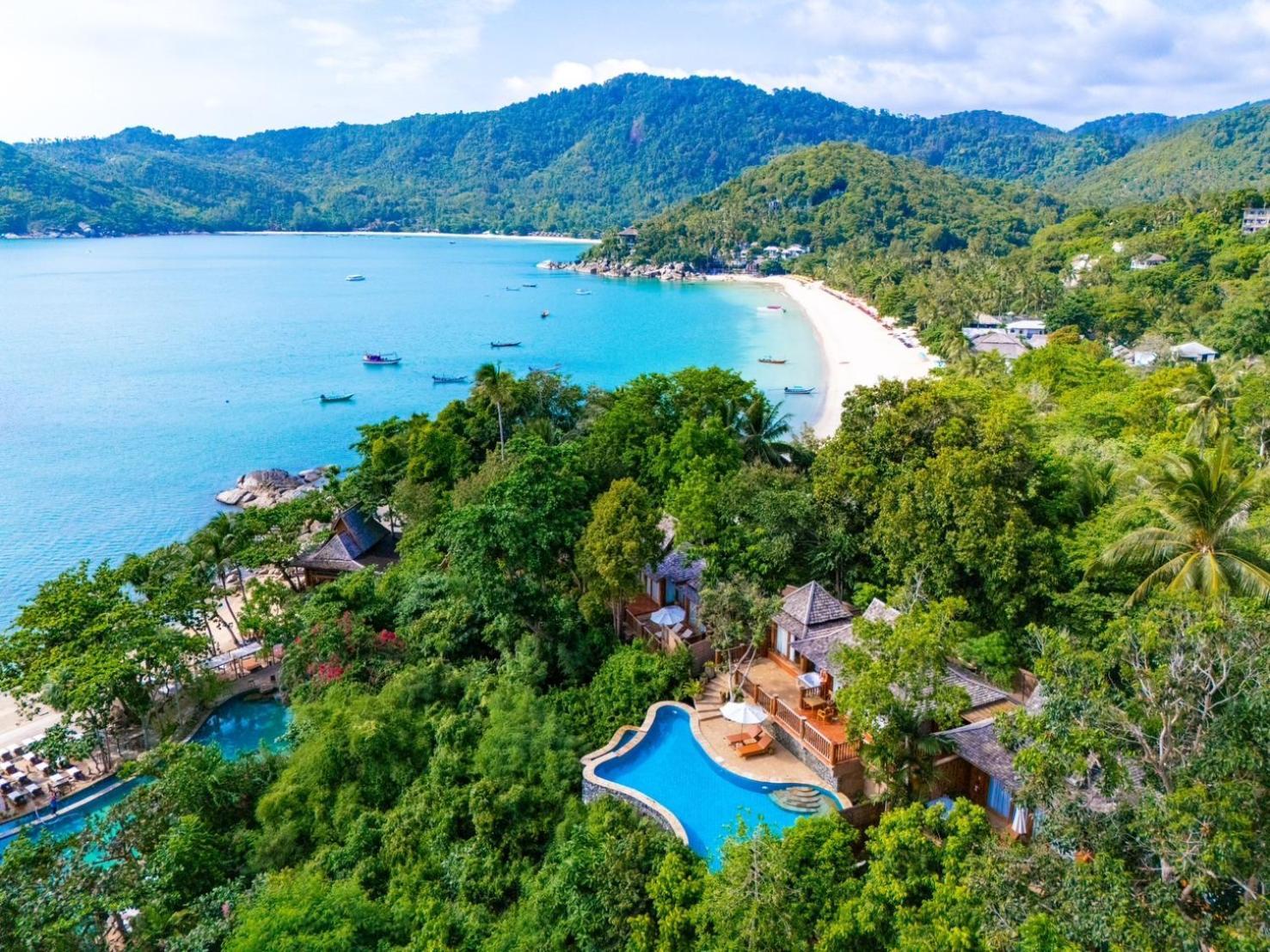 Santhiya Koh Phangan Resort And Spa Exteriér fotografie Aerial view of the resort